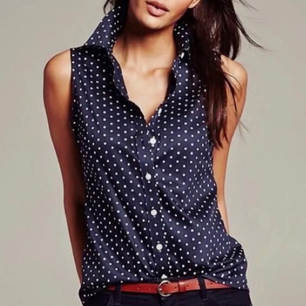 Banana Republic Navy Polka Dot Sleeveless Blouse Petite 0
